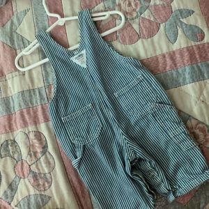 OshKosh B'gosh Bottoms - OshKosh B’gosh Stripe Denim Overalls. Boy Sz 3-6m OshKosh B'gosh Bottoms - OshKosh B’gosh Stripe Denim Overalls. Boy Sz 3-6m